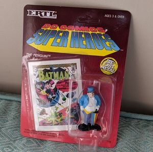 ERTL DC Comics Super Heroes Die Cast: The Penguin